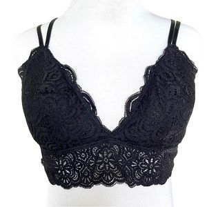 GILLY HICKS LACE BRALETTE